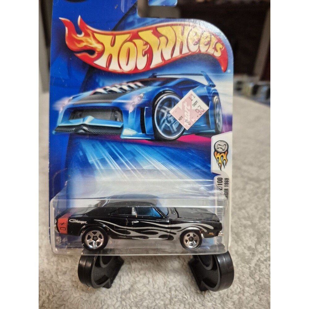 2004 Hot Wheels #002 First Editions 2/100 Dodge Charger 1969 Black